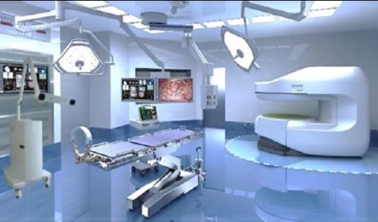 일본 히타치 제작소는 MS의 '혼합현실(MR)' 기기로 수술실에 구축할 이미지를 미리 보는 솔루션을 개발했다고 발표했다.