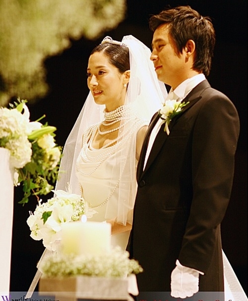 배우 왕빛나와 프로골퍼 정승우가 결혼 11년 만에 이혼한다. 사진=뉴시스