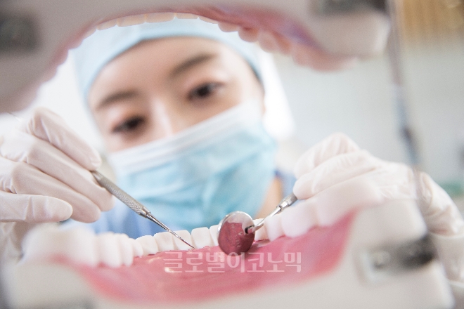 건강보험심사평가원은 올해 10월 진료분부터 전국 의료기관을 대상으로 치과분야 최초 ‘치과근관치료 적정성 평가’를 시행한다.