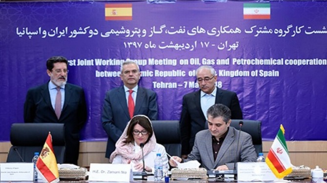이란과 스페인이 석유 및 가스 산업과 관련 기술 이전에 관한 협력 합의서에 서명했다. 자료=이루나통신