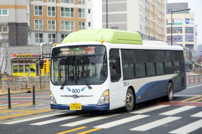 세종도시교통공사에서 신도시를 순환하는 BRT 900번 버스