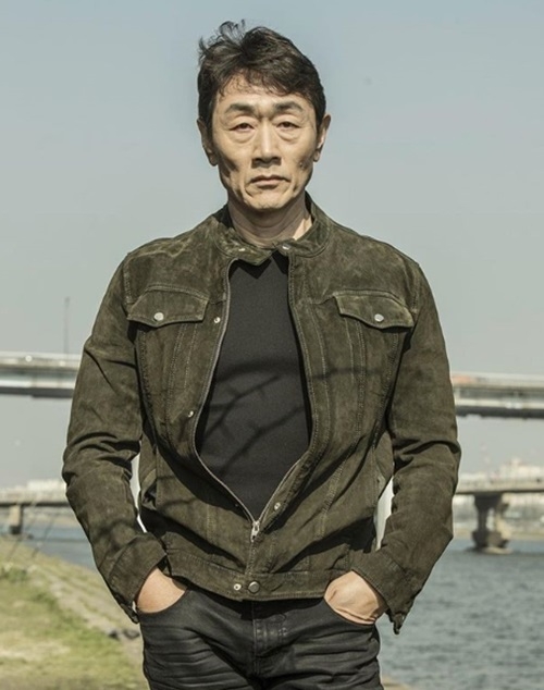 배우 허준호가 일반인 여성과 재혼을 발표했다. 사진=허준호 인스타그램