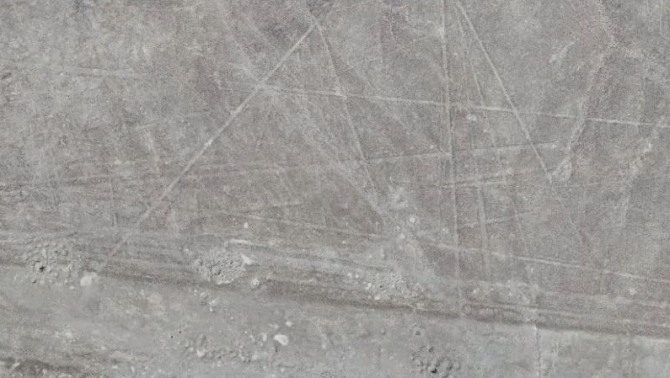 무인항공기 드론에 의해 새로 발견된 나스카 지상화.