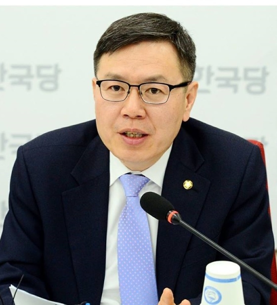 정태옥 한국당 대변인이 인천비하 발언으로 물의를 빚은 후 인천과 부천 시민들에게 사과한 뒤 대변인직을 사퇴했다. 사진=정태옥 페이스북