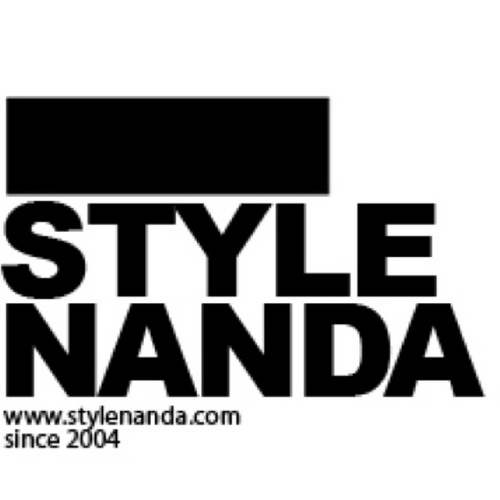 프랑스 화장품 브랜드 로레알이 국내 1세대 온라인 쇼핑몰 '스타일난다'를 공식 인수했다.