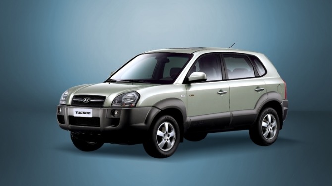 영화 <배트맨:다크나이트 라이즈> 등장한 현대차 투싼 1세대 