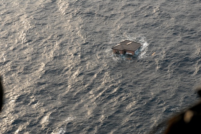 인도네시아 대형 여객선 침몰, 한국 세월호 사건과 유사 