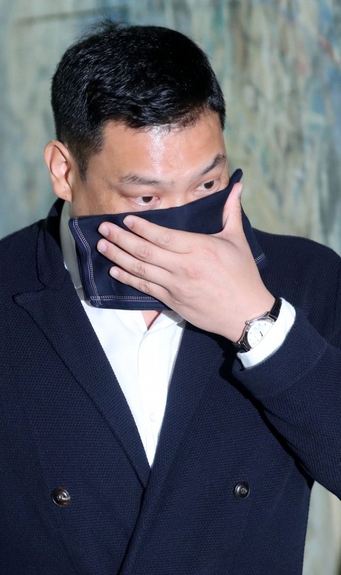 마약류 복용 혐의를 받고 있는 유명 요리사 이찬오(34)씨에게 검찰이 6일 징역 5년을 구형했다.사진=뉴시스