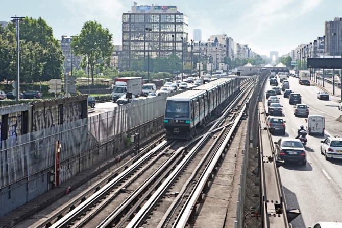 프랑스 정부가 세금 체납에 따른 벌금을 부과한 대상에는 파리교통국도 포함되어 있다. 파리교통국 관할인 파리의 명물 지하철. 자료=글로벌이코노믹