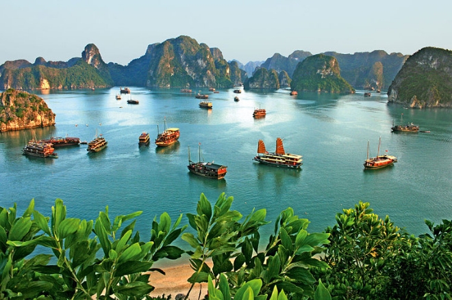 세계문화유산에 선정된 베트남 하롱베이.