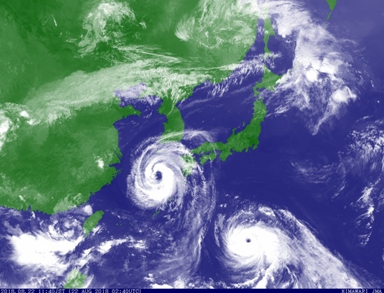제19호 태풍 솔릭이 제주도 해상에서 북상하고 있다. 사진=일본 기상청