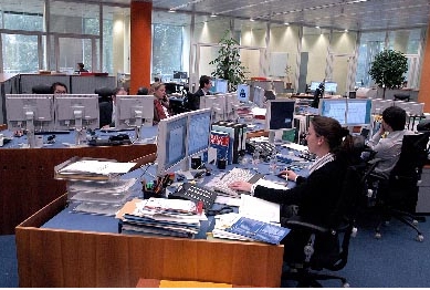 미중 무역전쟁 세계무역기구(WTO) 중재 시작,  관세폭탄 25% 심사… 미국 뉴욕증시 달러환율 코스닥 코스피 새 변수 