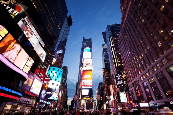 미국 중에서도 가장 중심가인 뉴욕 맨해튼의 타임스 스퀘어. 자료=글로벌이코노믹