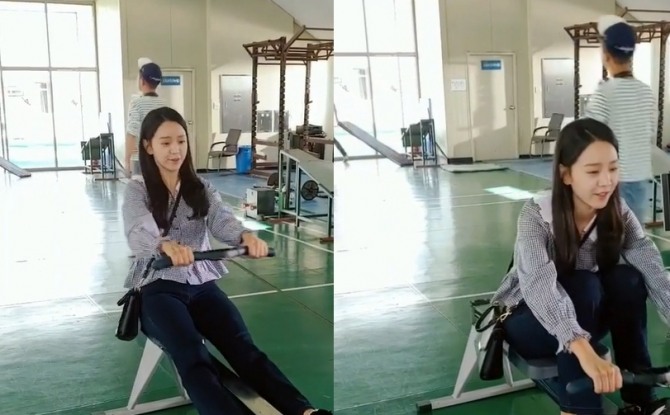 SBS 월화드라마 '서른이지만 열일곱입니다'에서 우서리로 맹활약하는 신헤선이 12일 늦은 밤 자신의 SNS를 통해 조정 연습에 몰두하는 시잔으로 근황을 전했다. 사진=신혜선 인스타그램 캡처