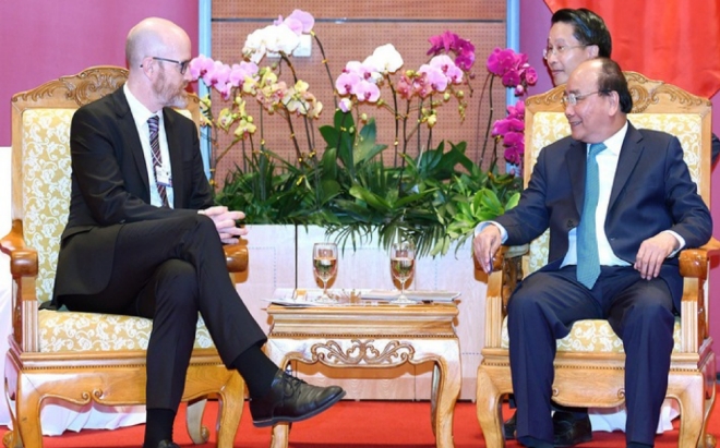 응우웬 쑤언 푹 베트남 총리는 페이스북 아시아태평양 총괄 밀러 대표와 만나 다양한 협력방안에 대해 논의했다.