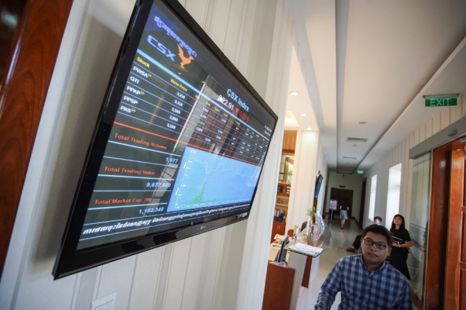 캄보디아 증권거래소(CSX)가 외국인 투자자를 유치하기 위해 주식거래시간을 연장했다. 사진=니케이 아시안 리뷰(Nikkei Asian Review)