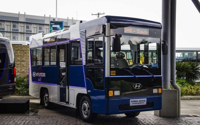 필리핀에서 현대자동차 독점 판매 기업인 하리(Hyundai Asia Resources, Inc.)가  신형 버스를 공개했다. 