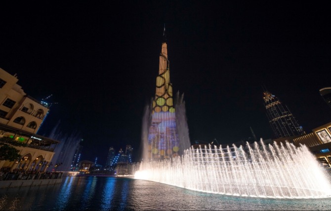 '2020 두바이 엑스포'의 개막 D-2년 카운트다운 기념행사는 부흐 파크(Burj Park)를 중심으로 성대하게 진행됐다.