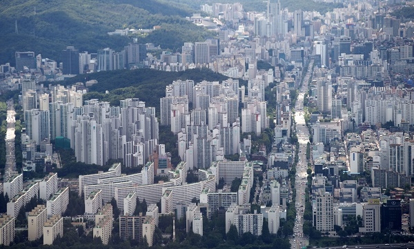 한국건설산업연구원이 내년 전국 집값이 1.1% 하락할 것이란 전망을 내놓았다. 사진=뉴시스.