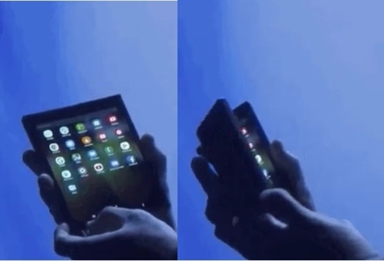 삼성전자가 7일 미 샌프란시스코에서 열린 삼성개발자대회에서 폴더블폰을 소개하고 있다.(사진=삼성전자)