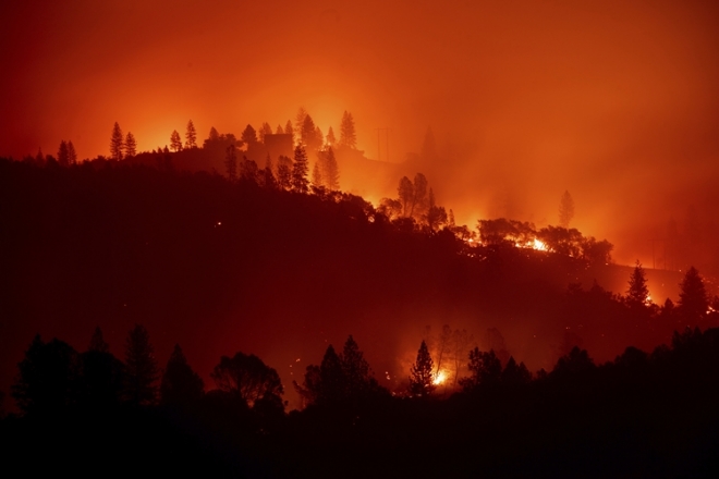 미국 캘리포니아 북부에서 발생한 산불이 산림을 태우고 있다. 사진=AP/뉴시스