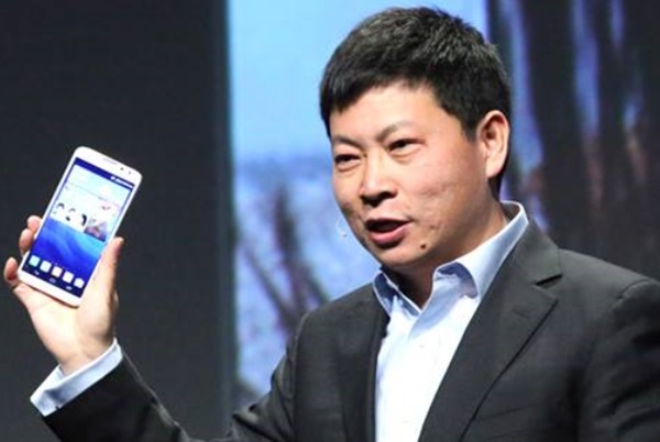리처드유 화웨이 소비자 사업부 CEO가 중국이외에서도 음성비서를 서비스하겠다고 CNBC와의 인터뷰에서 밝혔다. (사진=리처드 유 페이스북)