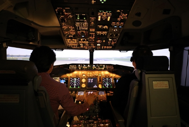 제주항공이 운항안전감사제도 시행과 모의비행장치(시뮬레이터) 추가 도입을 통해  운항안정성을 높인다. 사진=제주항공