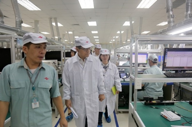 삼성은 장기 발전 협력을 기대하는 베트남 기업의 능력을 연구하는 데 관심이 크다.