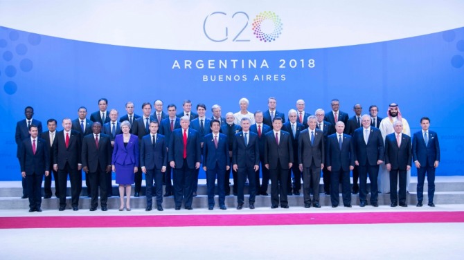 30일(현지 시간) 아르헨티나 부에노스아이레스에서 개막된 세계 주요20개국(G20) 정상회의에 앞서 각국 정상들이 기념촬영을 하고 있다. 이번 G20정상회의에서 미중 무역갈등 해소의 실마리가 나올지 세계가 주목하고 있다. 사진=뉴시스