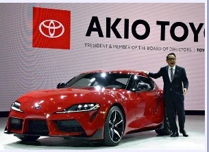 일본 도요타 자동차가 14일 디트로이트에서 열린 북미국제오토쇼에서 최신 스포츠카  '수프라' 모델을 공개했다.사진=요미우리신문