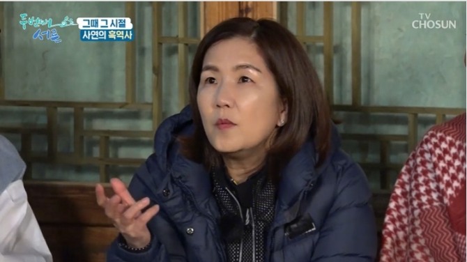 개그우먼 출신 방송인 이성미가 지난 16일 TV 조선 두 번째 서른에 출연, 당시 미혼모였다, 상대가 가수 김학래였다고 고백한 후 17일에 이어 18일까지 포털사이트 실검 상위권에 오르며 온라인을 뜨겁게 달구고 있다. 사진=TV 조선 방송 캡처