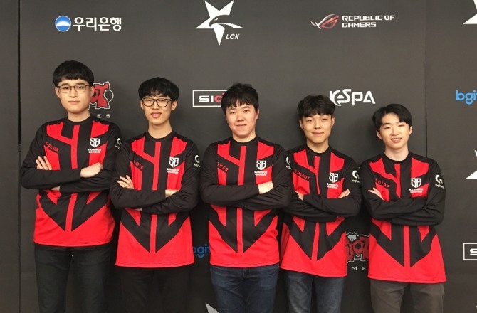 24일 '2019 LCK'에서 '샌드박스 게이밍'이 SKT를 꺾었다.