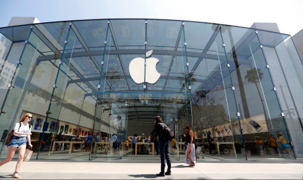 독일 뮌헨 지방 법원이 지난해 12월 애플 아이폰7과 8모델에 판매 금지 명령을 내린 가운데 애플이 문제가 되는 부품 바꾸기에 나섰다. (사진=글로벌이코노믹DB)
