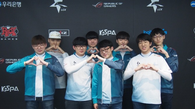 14일 '2019 LCK(롤챔스)'에서 담원이 아프리카를 상대로 승리하여 4연패에서 탈출했다.