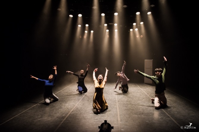 최효진 안무의 '유실'.