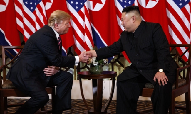 도널드 트럼프 미국 대통령(좌)과 김정은 북한 국무위원장 