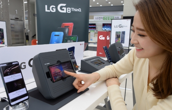 LG전자가 7일부터 수도권 LG 베스트샵 30여 개 매장을 시작으로 다음주 까지 4,000여 이동통신사 및 LG 베스트샵 매장에 LG G8 ThinQ 체험공간을 마련한다. (사진=LG전자)