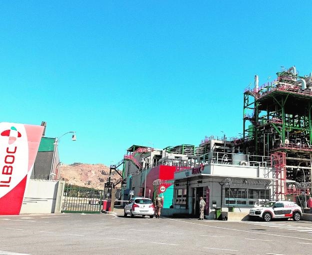 한국의 윤활유 제조업체인 SK루브리컨츠가 스페인의 원유 업체인 렙솔(Repsol)과 제휴해 설립한 일복(Ilboc)이 3세대 윤활유 생산을 위해 7000만 유로를 투입해 에스콤브레라스 밸리(Escombreras Valley) 공장을 확장한다. 