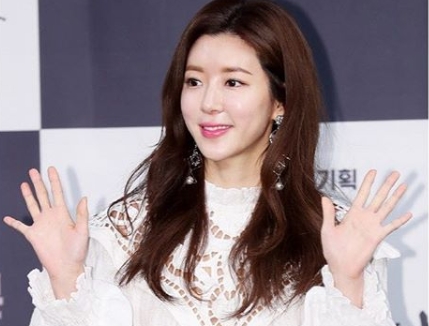 박한별 드라마 끝내 하차, 경찰 광역수사대 소환 참고인 조사… 경찰총장 윤총경 동반 골프 유인석+ 최종훈 컨넥션  