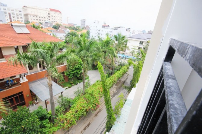 베트남 정부는 호찌민 신도시 개발을 이유로 투티엠(Thu Thiem)에 첫번째 복합 주택단지를 개장한 데 이어 메트로폴(Metropole) 단지를 완공할 예정이다. 