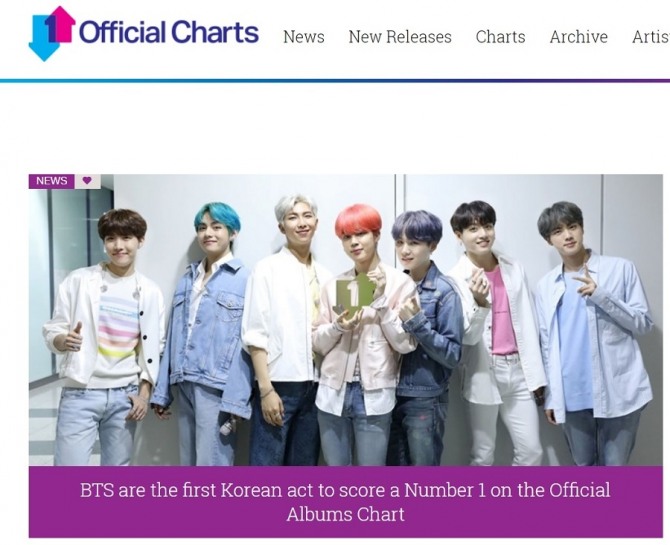 영국 오피셜 차트(Official Charts)가 공식사이트 메인화면에 'BTS(방탄소년단)가 오피셜앨범차트 1위에 오른 최초의 한국가수가 됐다'는 글을 소개하고 있다. 사진=오피셜차트 화면 캡처