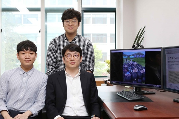 오른쪽 아래부터 시계방향으로 송현준 교수, 김진모 박사, 최웅 박사(사진=KAIST)