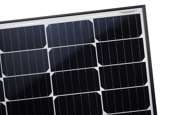 한화큐셀의 태양광 모듈 신제품 ‘큐피크 듀오 G6'.
