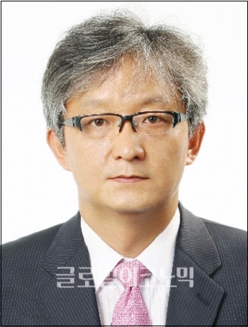 강인수 한국국제통상학회 회장.