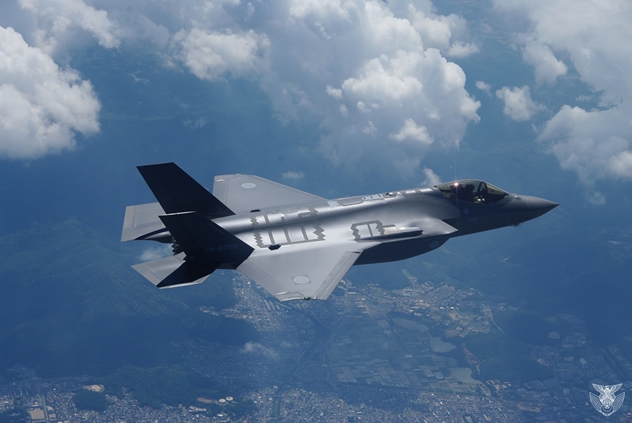 일본이 도입한 스텔스 전투기 F-35. 사진=일본 항공자위대