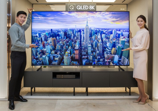 삼성전자 2019년형 QLED 8K 98형 TV. (사진=삼성전자 제공) 