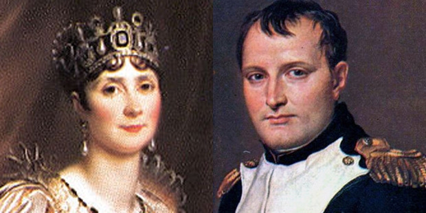 조세핀은 나폴레옹보다 6살이 많았다. 그러나 나폴레옹은 조세핀의 사랑에 빠졌다. 