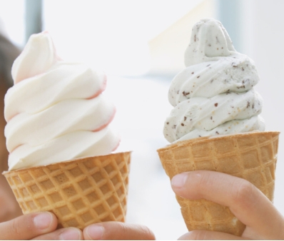 여름철에 큰 인기를 누리고 있는 바닐라 아이스크림.