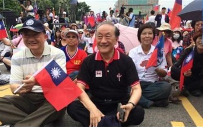 사진은 대만의 反중국 독립요구 시위에 참석한 시민들의 모습.