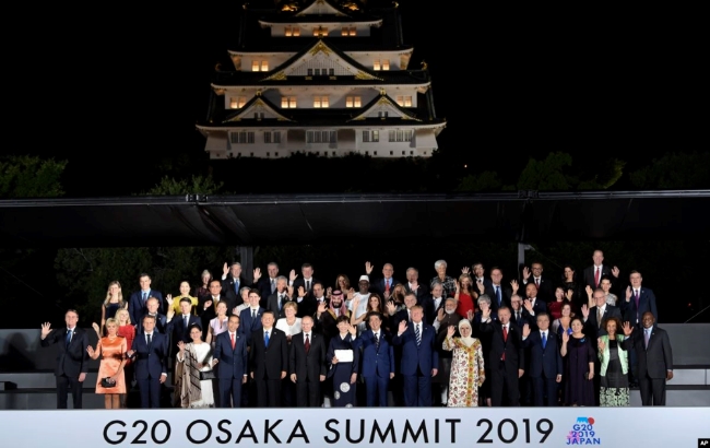 오사카 G20 정상회의에 참석한 각국 지도자들의 모습.